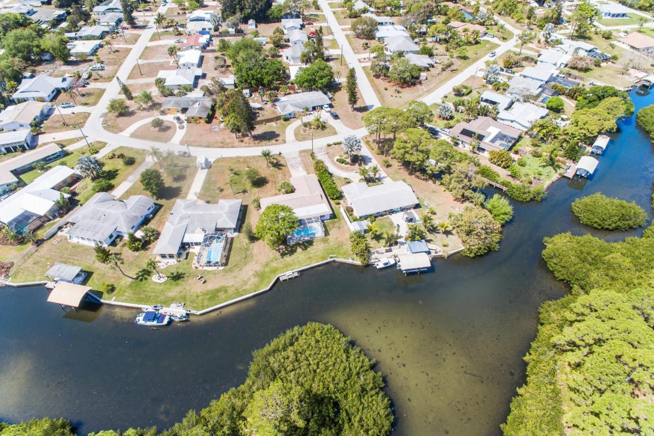 Mangrove View On Oyster Creek Villa Ингълууд Екстериор снимка