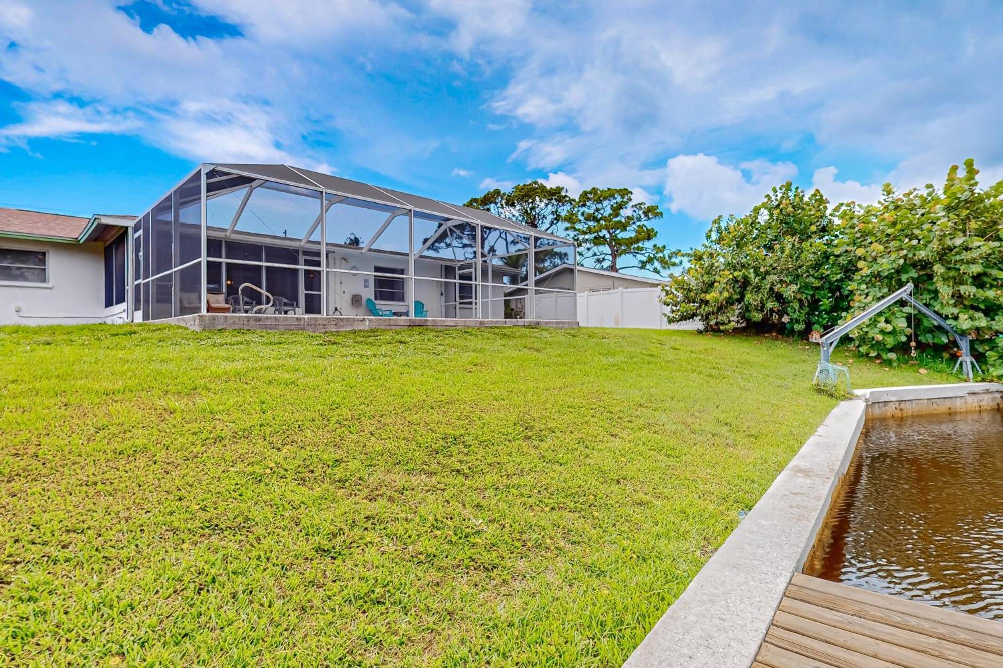 Mangrove View On Oyster Creek Villa Ингълууд Екстериор снимка